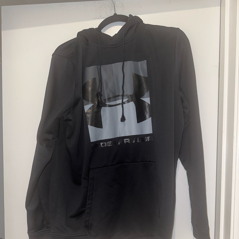 Under Armour Pullover Size XL